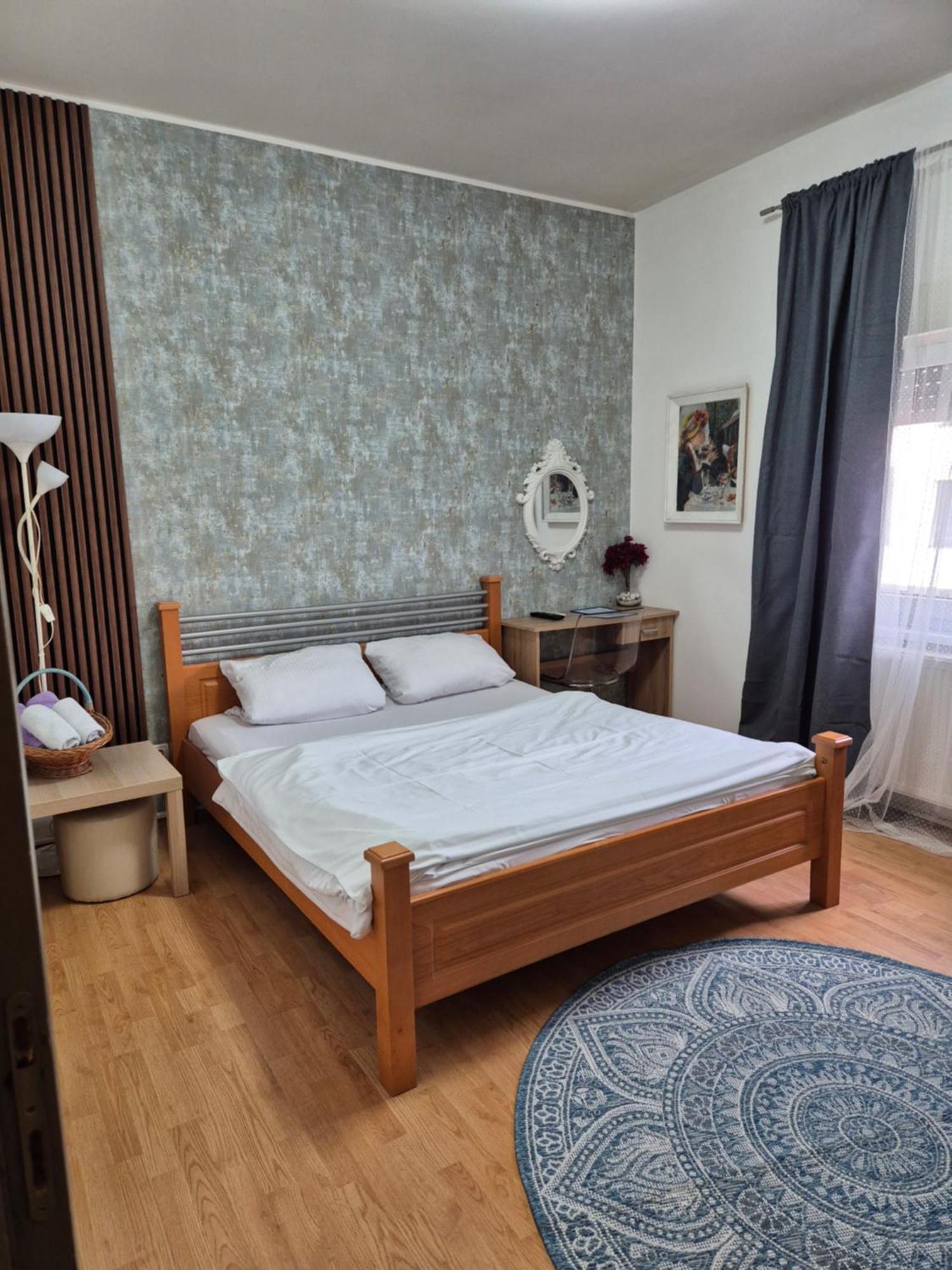 Rooms Villa Luigi Pančevo Exterior foto