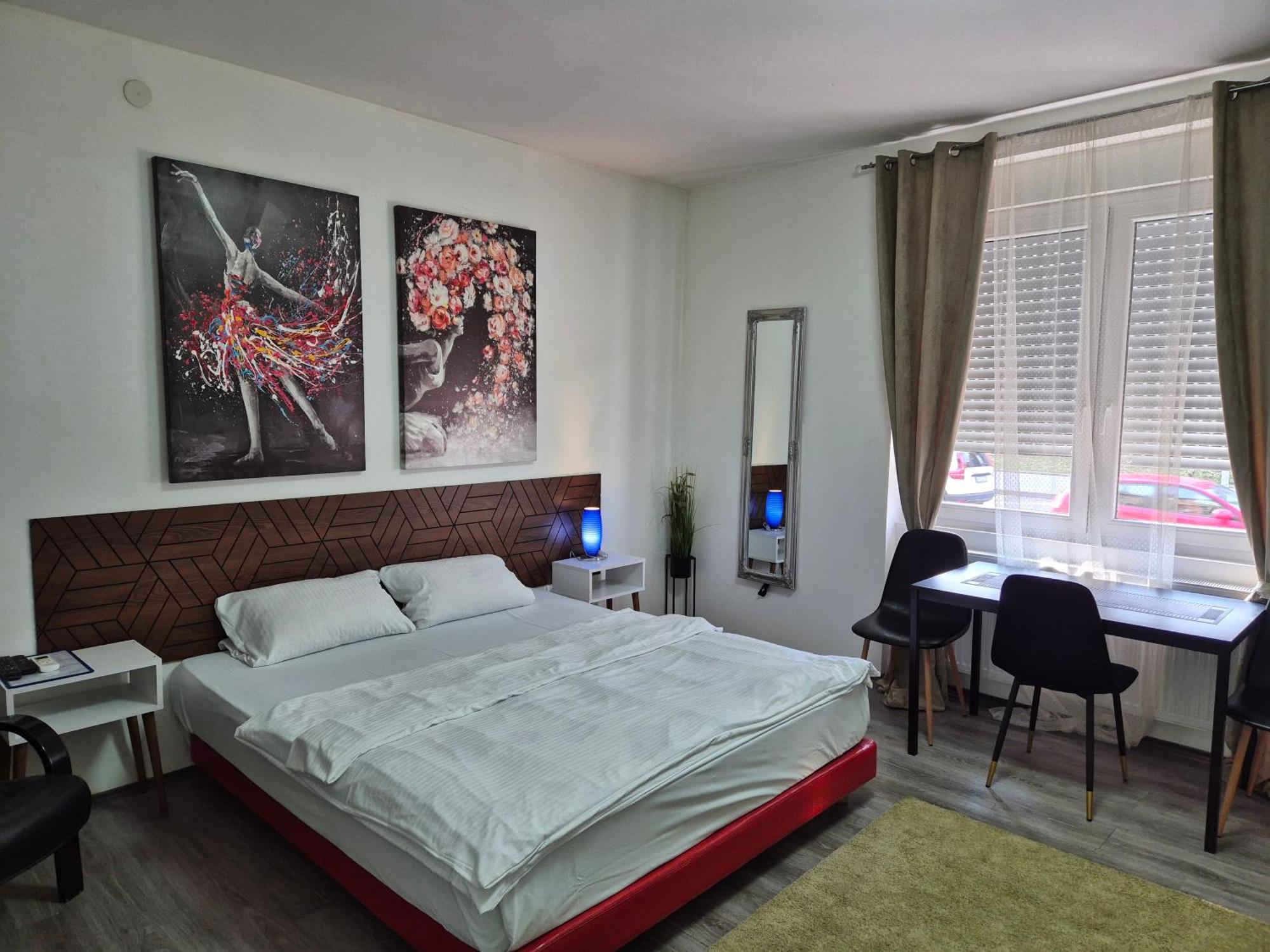 Rooms Villa Luigi Pančevo Exterior foto